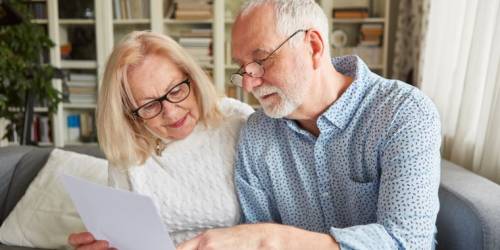Suppression de l’abattement fiscal de 10 % sur les pensions de retraite?? Cette niche qui profite à 15 millions de foyers pourrait rapporter 5 milliards d’euros.